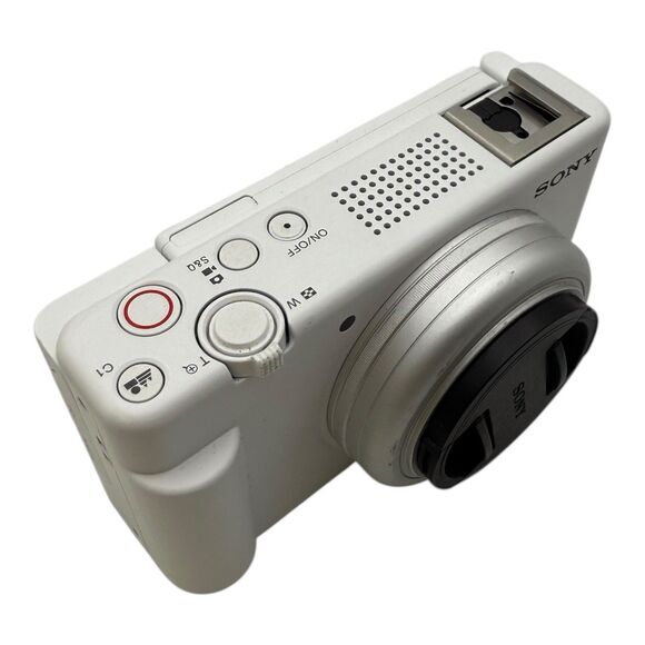 Sony ZV-1F 20.1MP Digital Point-And-Shoot Camera, Battery, Memory Card - Picture 5 of 10